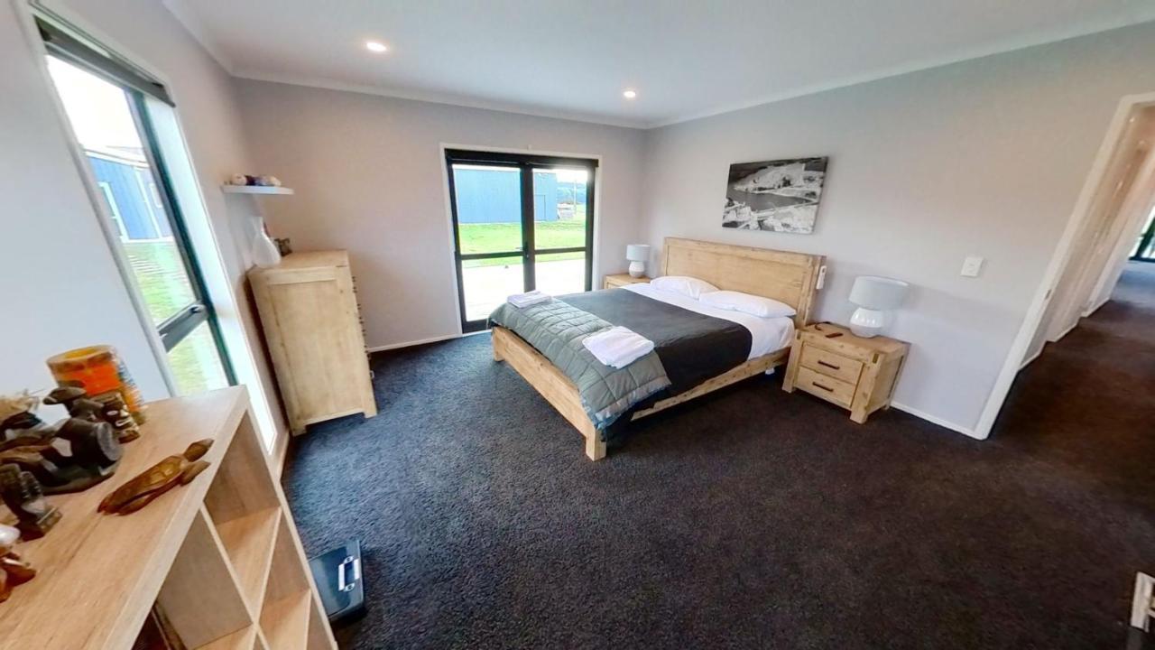 Full Holiday Home To Yourself, Up To 21 Guests Atiamuri 外观 照片